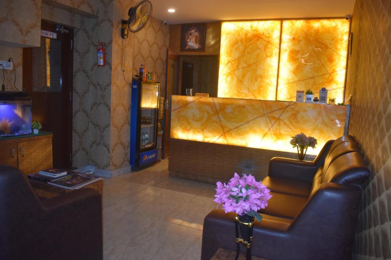 Hotel Ur Comforts Jayanagar Бангалор Екстериор снимка