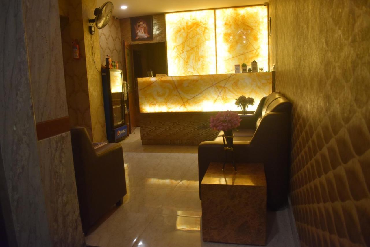 Hotel Ur Comforts Jayanagar Бангалор Екстериор снимка
