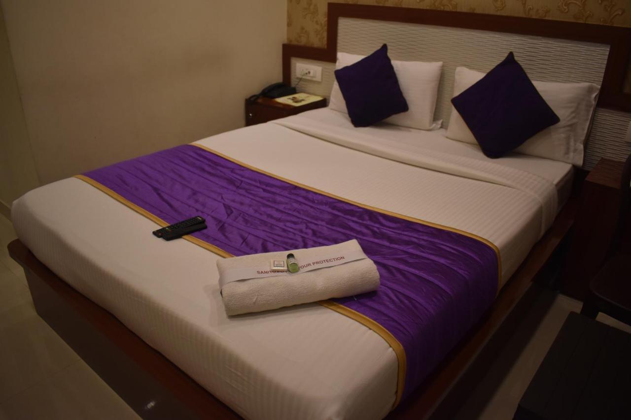 Hotel Ur Comforts Jayanagar Бангалор Екстериор снимка